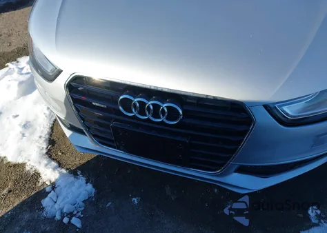 2015 Audi A4 2.0T Premium z USA, uszkodzony, nr VIN WAUFFAFL2FN006682